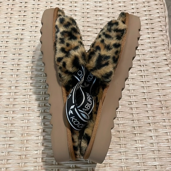 koolaburra by Ugg  Leopard Print strap sandals size 9 - Picture 4 of 5